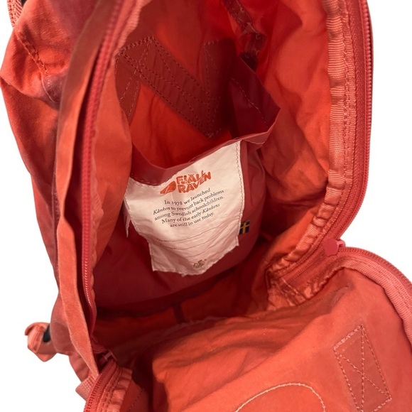 Fjallraven KÅNKEN MINI light Red Backpack main image 6
